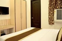 Oyo 868 Hotel Arena Villas Jaipur Ngoại thất bức ảnh